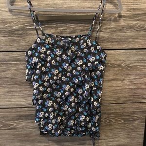 3 for 25 💕 American eagle ruffle floral tank